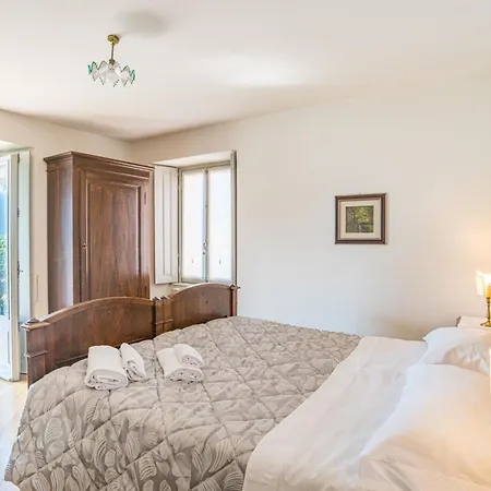 Villa La Torre Dell'isola *