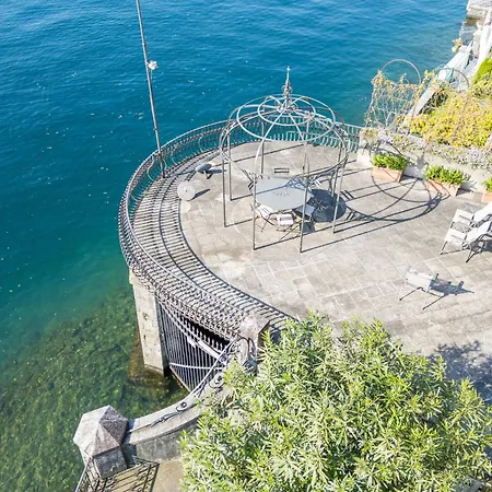 빌라 La Torre Dell'isola *